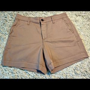 Only worn once! AG Caden Short.  An exceptionally comfortable, classic ahort